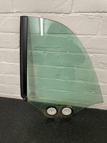 Mini rear window glass - mini,