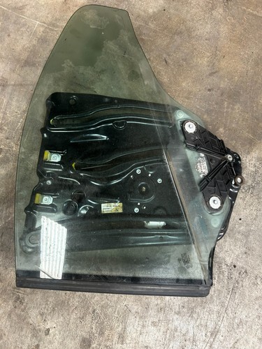 Bmw e93 convertible - rear, left